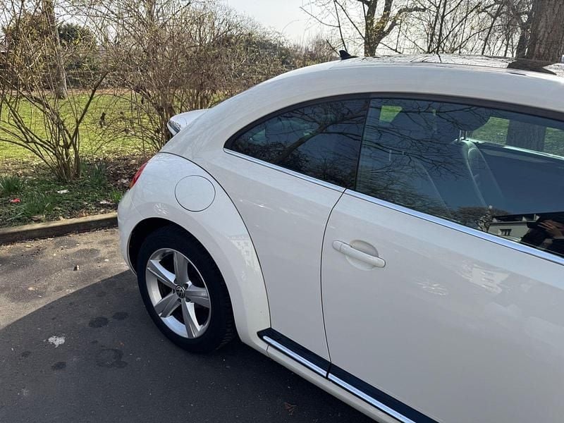 Gebraucht VW Beetle Sport 200 PS (147 kW) 2013 Weiß Kleinwagen