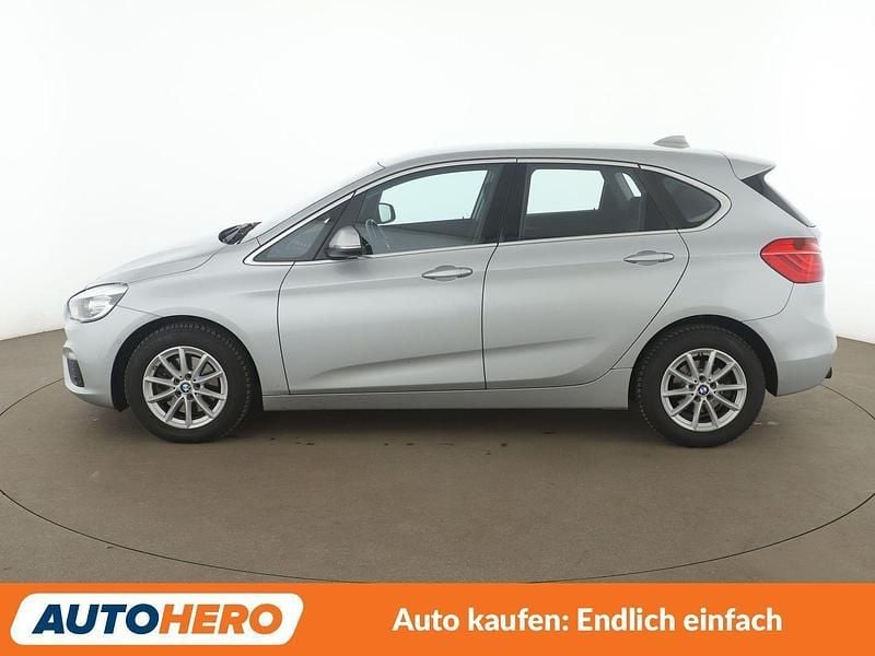 Gebraucht BMW 218 Active Tourer Basis 136 PS (100 kW) 2015 Silber Van / Kleinbus