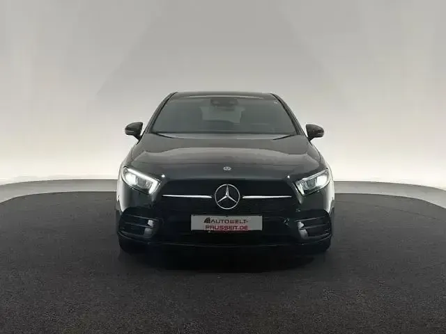 Gebraucht Mercedes A250 Edition 218 PS (160 kW) 2020 Schwarz Limousine
