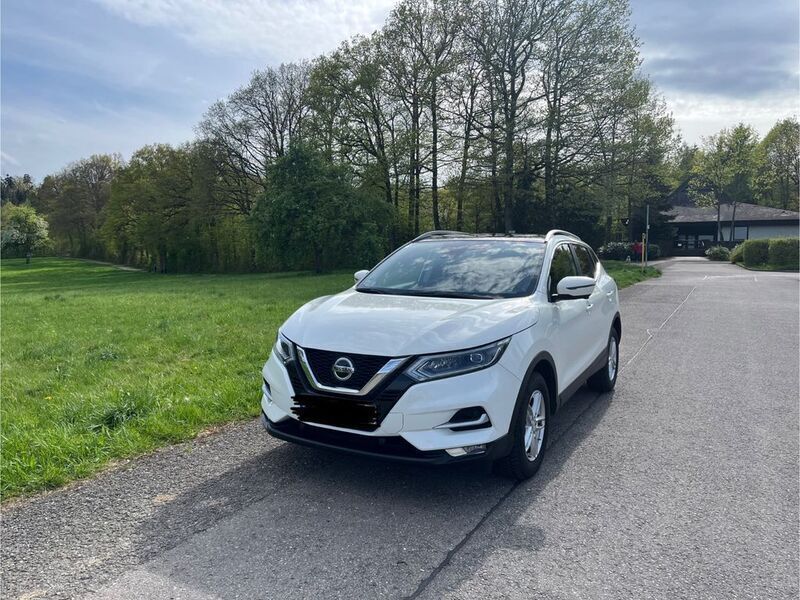 Weiß Gebraucht 2021 Nissan Qashqai Akari SUV | 19.890 € (Guter Preis) - Bild 1/4