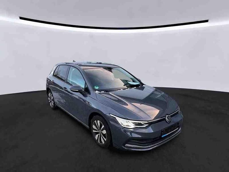 Gebraucht VW Golf VIII Move 150 PS (110 kW) 2023 Delfingrau metallic Limousine