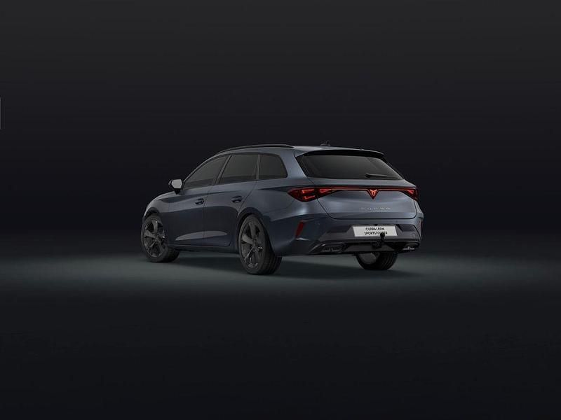 Neu Cupra Leon 150 PS (110 kW) 2026 Grau Limousine