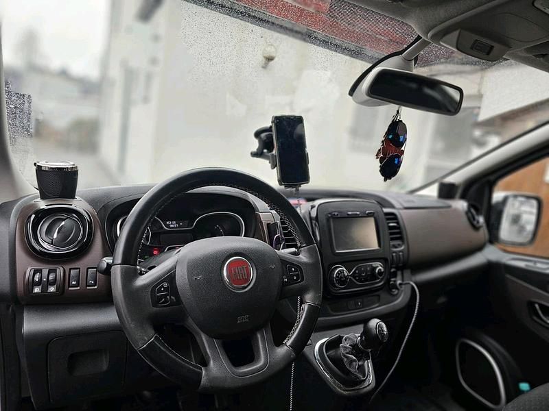 Gebraucht Fiat Talento 145 PS (106 kW) 2017 Weiß Van / Kleinbus