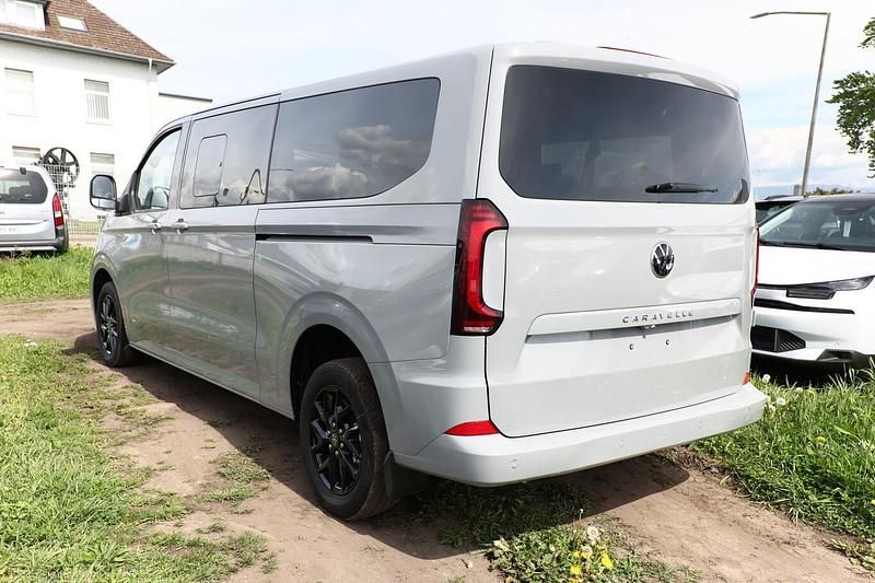 Nowe VW Caravelle Style 150 KM (110 kW) 2026 Szary Van
