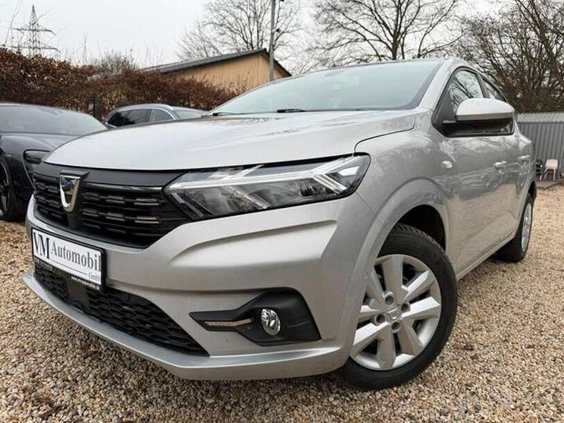 Silber Gebraucht 2022 Dacia Sandero Comfort Limousine | 13.990 € (Guter Preis) - Bild 1/4