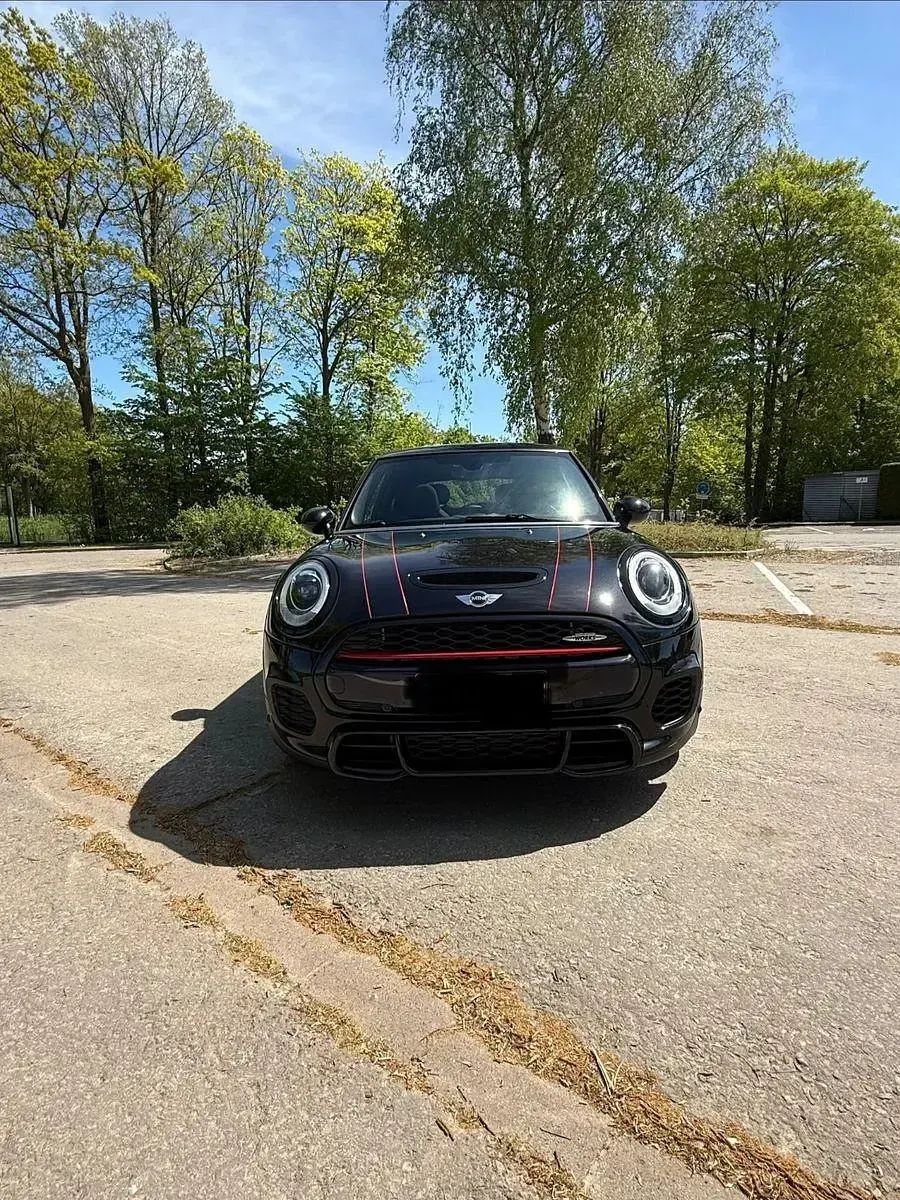 Second-hand Mini John Cooper Works 231 CP (169 kW) 2016 Negru Hatchback