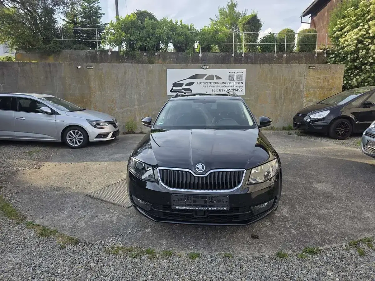 Gebraucht Skoda Octavia Joy 150 PS (110 kW) 2016 Schwarz Kombi