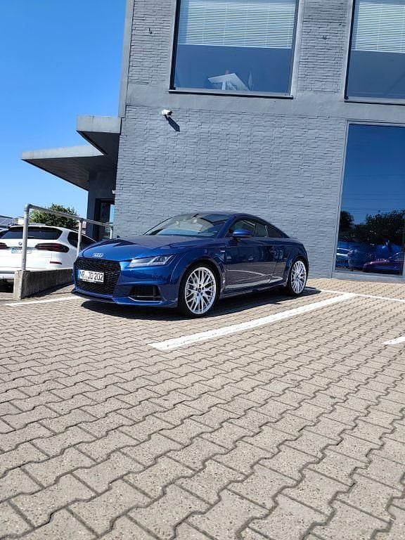 Blau Gebraucht 2015 Audi TT Ambiente Coupé | 16.000 € (Guter Preis) - Bild 1/4