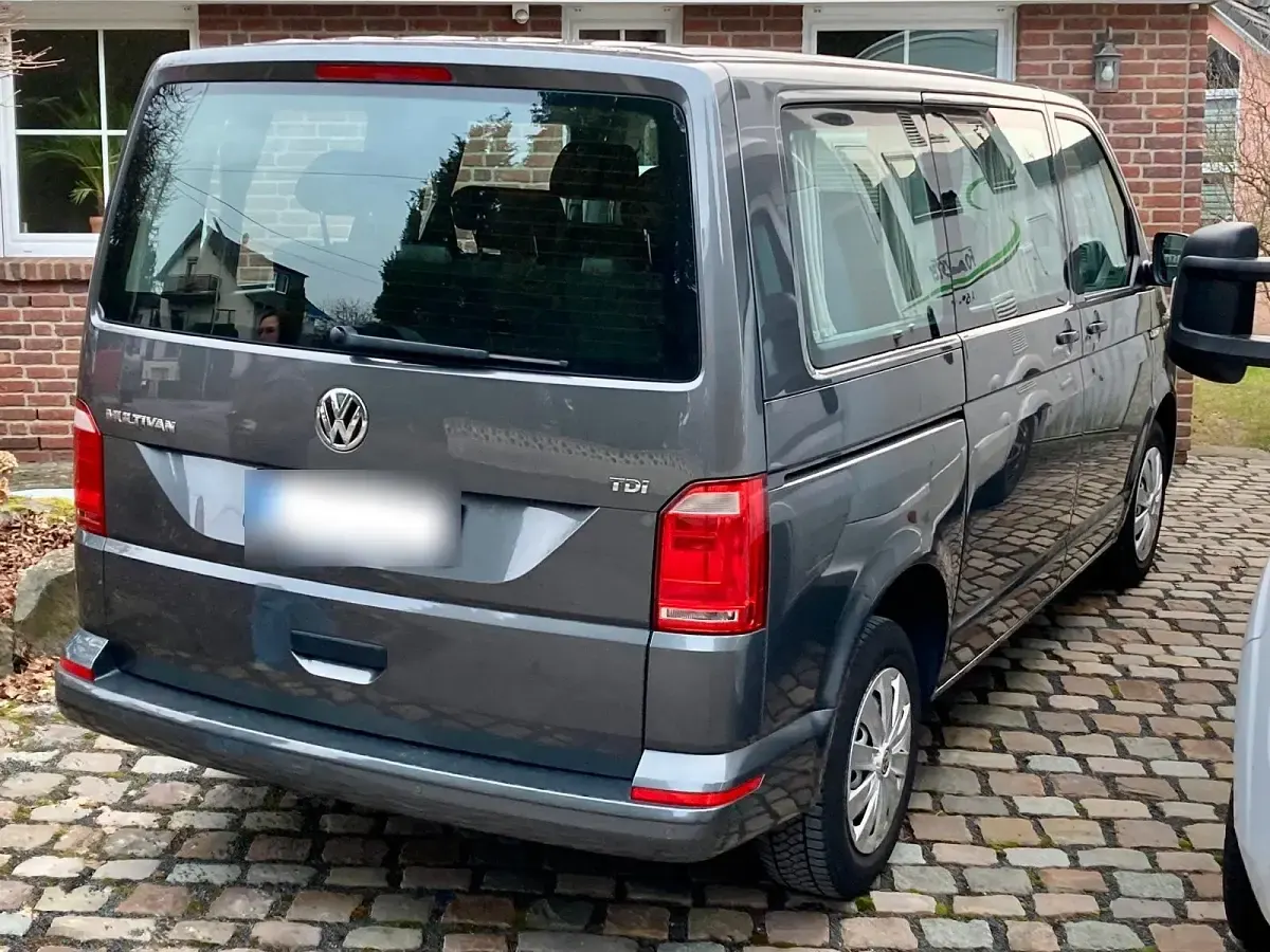 Second-hand VW T6 84 CP (61 kW) 2017 Gri Van
