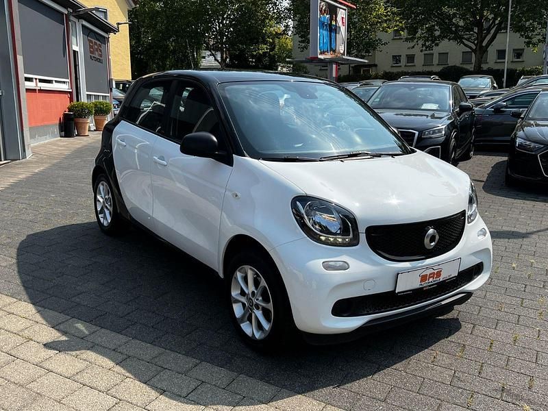 Gebraucht Smart ForFour Passion 90 PS (66 kW) 2016 Schwarz Kleinwagen