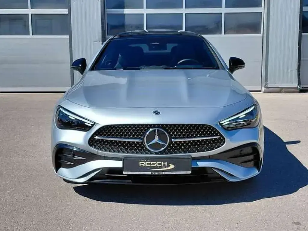 Gebraucht Mercedes 200 204 PS (150 kW) 2025 Hightechsilber (metallic) Coupé