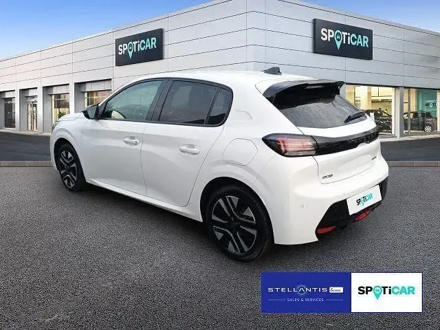 Gebraucht Peugeot 208 Allure 110 PS (80 kW) 2024 Weiß Kleinwagen