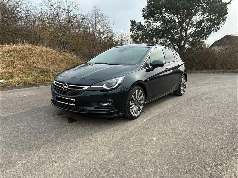 Gebraucht Opel Astra Innovation 125 PS (91 kW) 2016 Grün Limousine