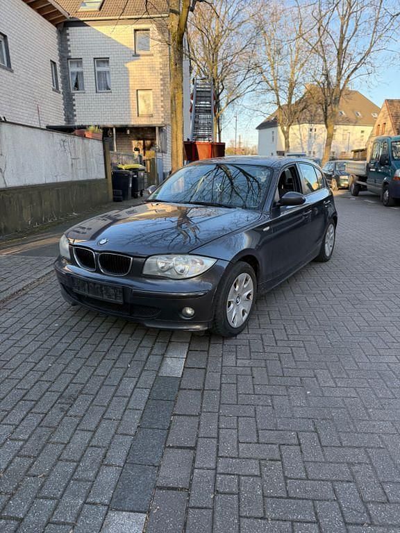 Gebraucht BMW 118 143 PS (105 kW) 2006 Grau Kleinwagen