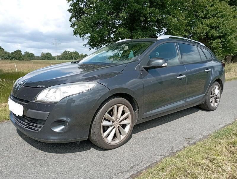 Schwarz Gebraucht 2009 Renault Mégane GrandTour Kombi | 3.800 € (Fairer Preis) - Bild 1/4