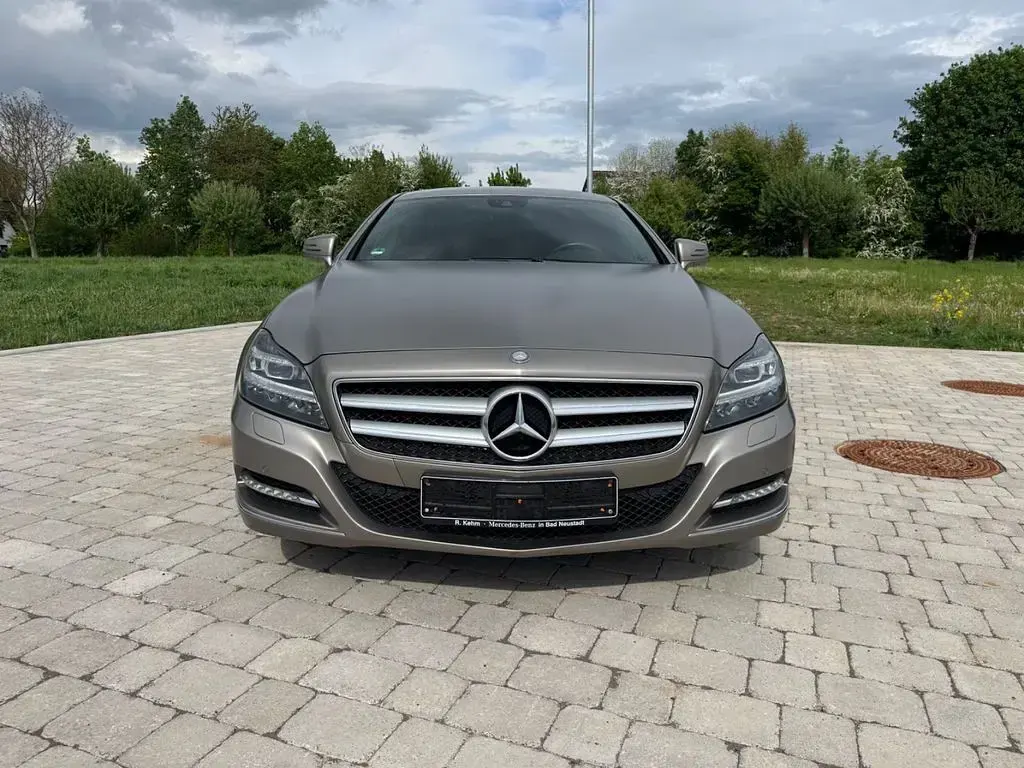 Gebraucht Mercedes CLS350 Edition 265 PS (194 kW) 2011 Gold Coupé