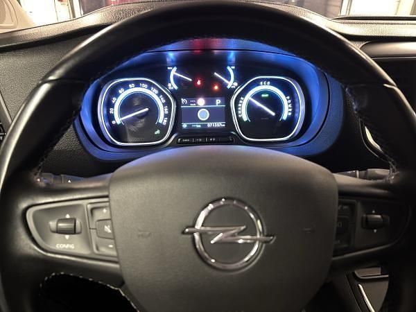 Gebraucht Opel Vivaro-e Combi Elegance 100 kW (136 PS) 2022 Weiß (weiß) Van