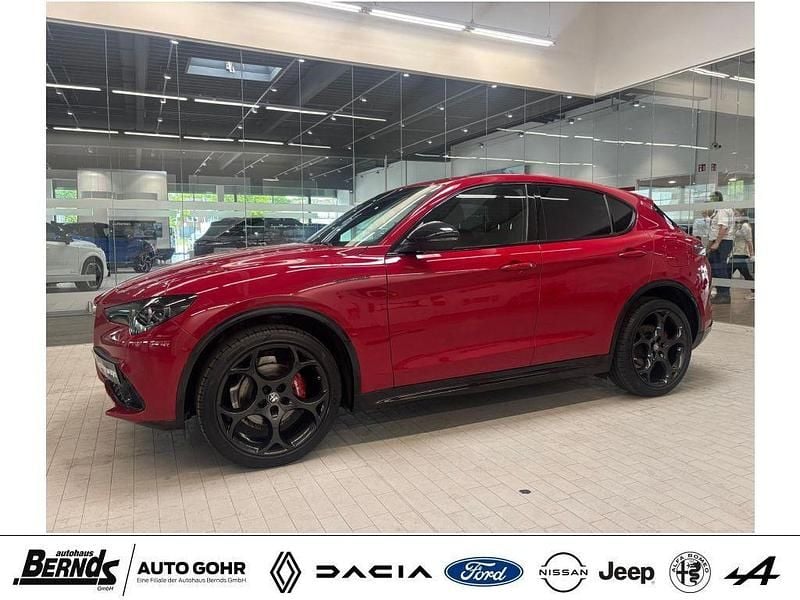 Rosso alfa Gebraucht 2023 Alfa Romeo Stelvio Competizione SUV | 40.870 € (Fairer Preis) - Bild 1/4