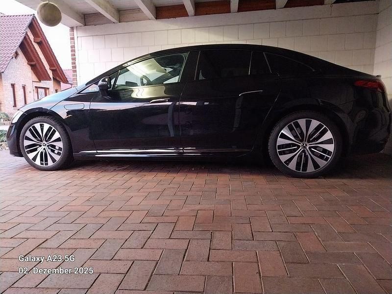 Schwarz Gebraucht 2024 Mercedes EQE350 Limousine | 47.500 € (Guter Preis) - Bild 1/4