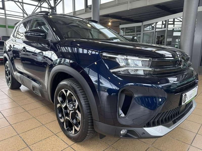 Dunkel blau metallic Neu 2025 Citroën C5 Aircross SUV | 29.945 € (Guter Preis) - Bild 1/4