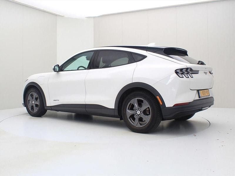 Gebraucht Ford Mustang Mach-E 191 kW (260 PS) 2021 Weiß SUV