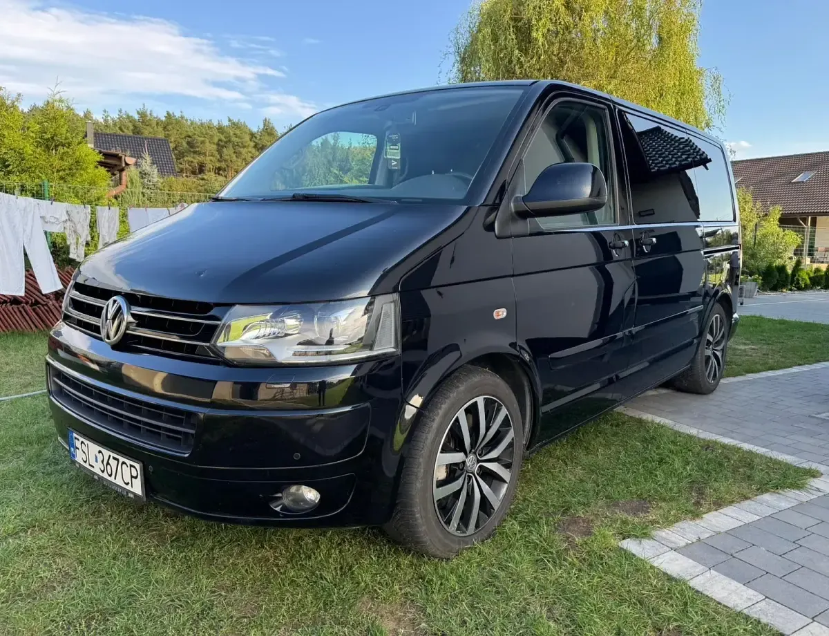 Gebraucht VW Multivan 179 PS (131 kW) 2014 Schwarz Van / Kleinbus