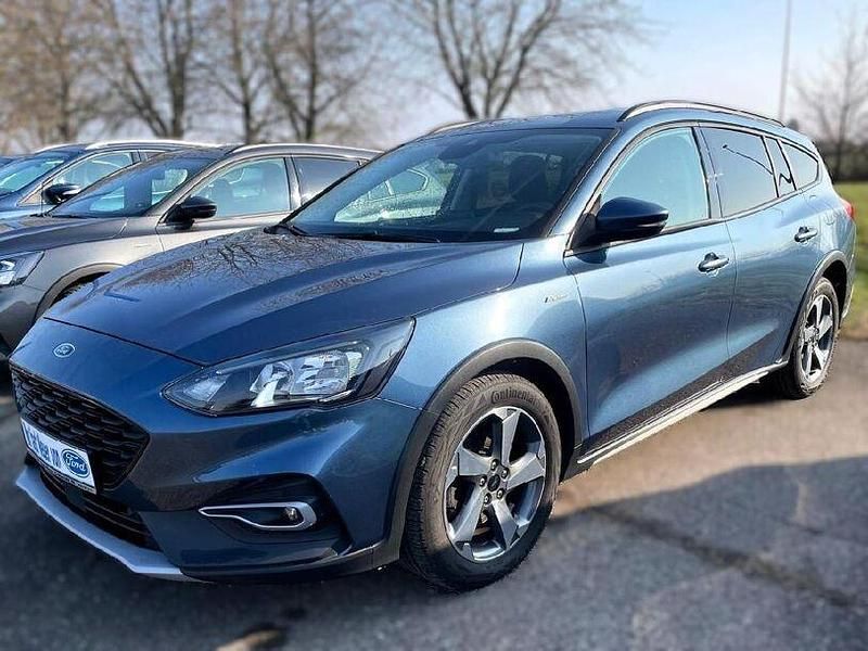 Gebraucht Ford Focus Active 150 PS (110 kW) 2020 Chromablau metallic (metallic) Kombi