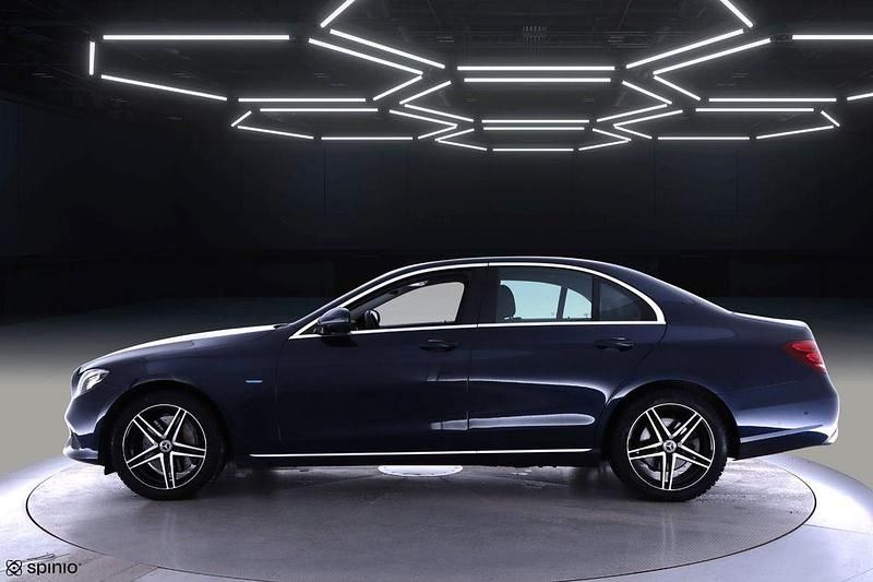 Gebraucht Mercedes E350 Avantgarde 211 PS (155 kW) 2016 Blau Limousine