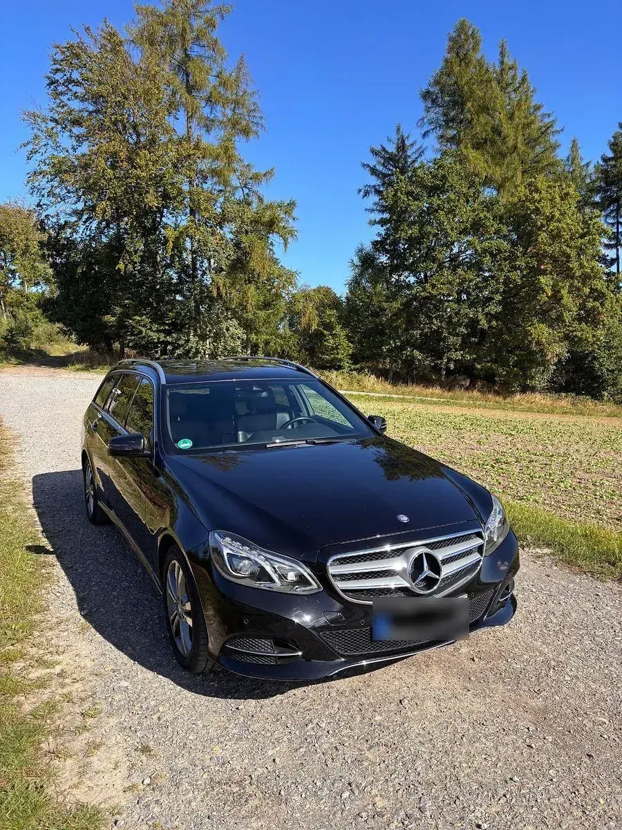 Gebraucht Mercedes E200 136 PS (100 kW) 2014 Schwarz Limousine