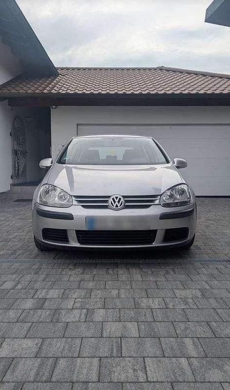 Gebraucht 2004 VW Golf IV Comfortline Limousine | 2.000 € (Teuer) - Bild 1/4