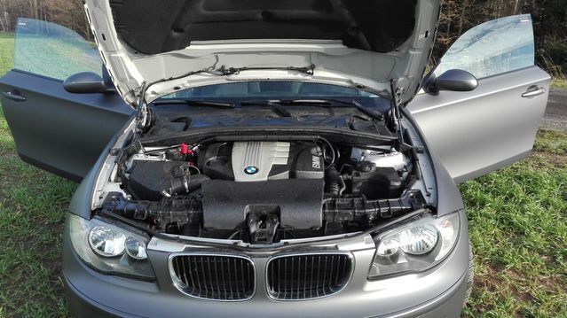 Gebraucht BMW 118 143 PS (105 kW) 2007 Silber Kleinwagen