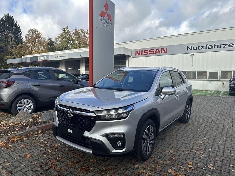 Neu Suzuki SX4 S-Cross Comfort+ 116 PS (85 kW) 2025 Silber Limousine
