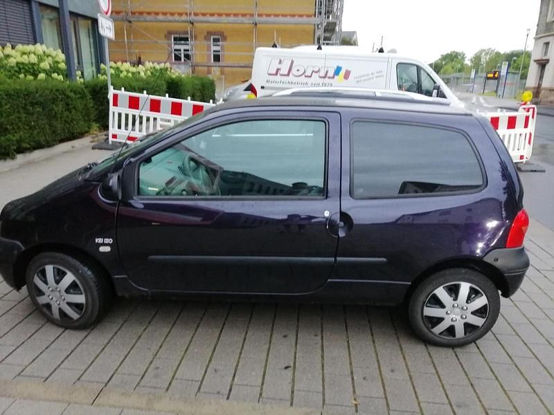 Violet Gebraucht 2004 Renault Twingo Kleinwagen | 1.800 € - Bild 1/4