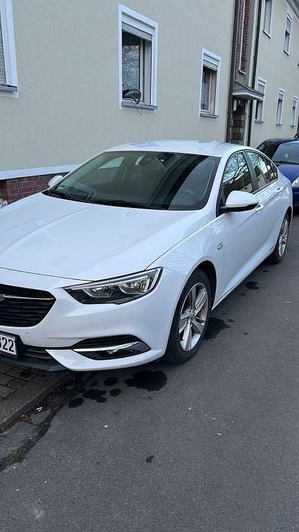 Gebraucht Opel Insignia Business 140 PS (102 kW) 2017 Weiß Limousine