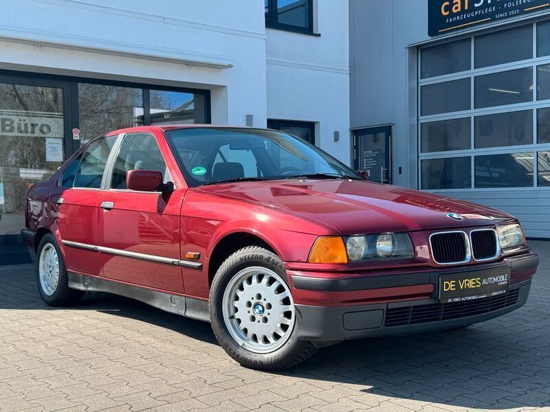 Rot Gebraucht 1995 BMW 320 Limousine | 6.990 € - Bild 1/4