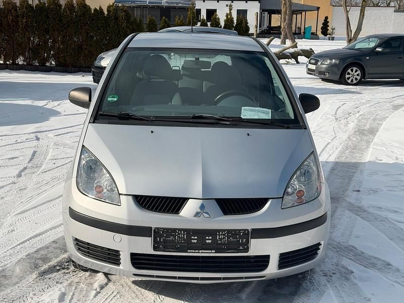 Gebraucht Mitsubishi Colt 95 PS (69 kW) 2007 Silber Kleinwagen
