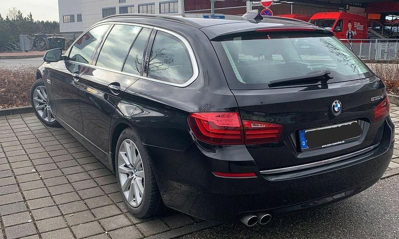 Gebraucht BMW 530 Comfort Edition 258 PS (189 kW) 2016 Schwarz Kombi