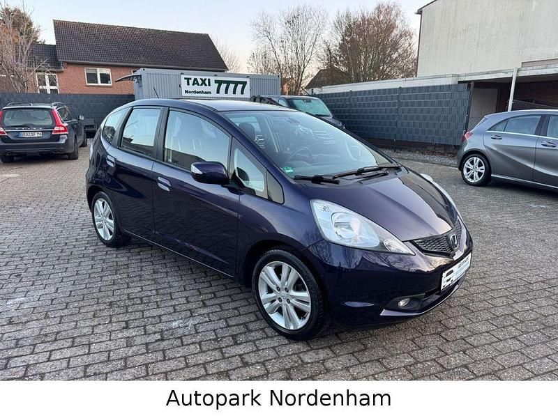 Gebraucht Honda Jazz Exclusive 99 PS (72 kW) 2009 Violet Kleinwagen