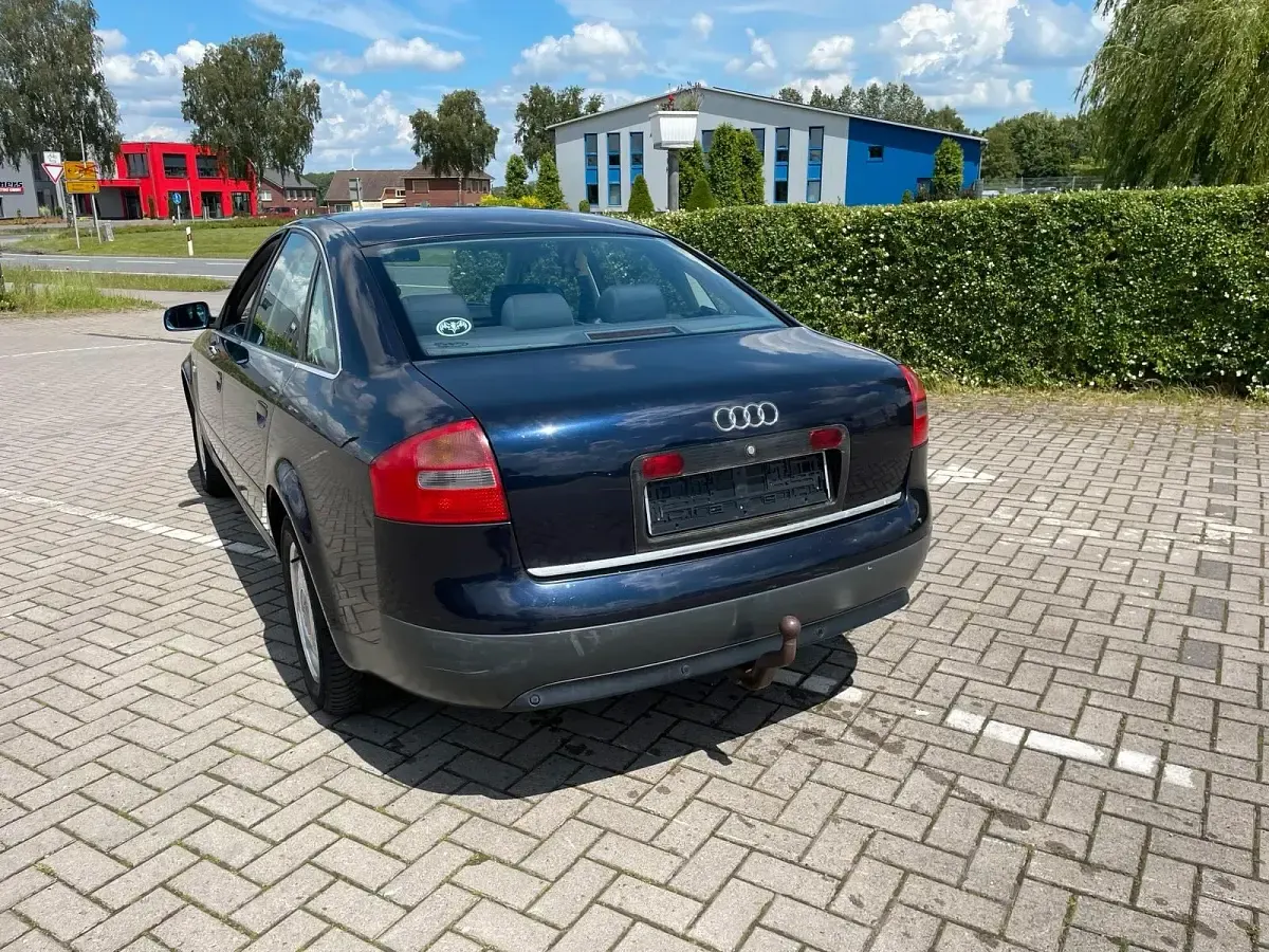 Gebraucht Audi A6 165 PS (121 kW) 1998 Blau Limousine