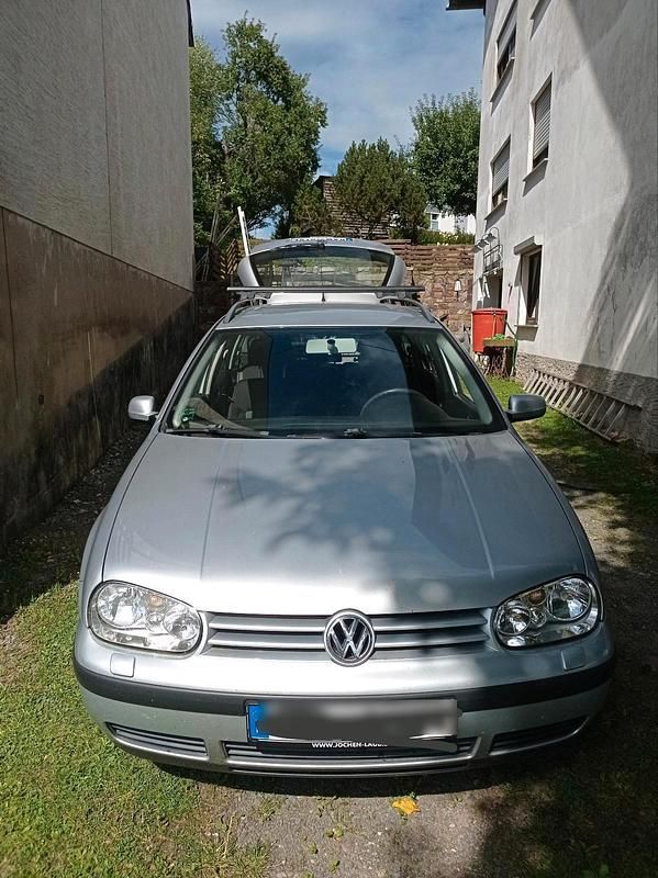 Silber Gebraucht 2005 VW Golf IV Kombi | 1.350 € (Guter Preis) - Bild 1/4