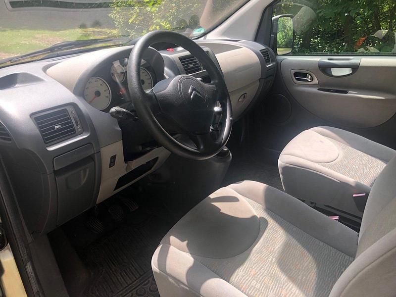 Second-hand Citroën Jumpy 90 CP (66 kW) 2008 Argintiu Monovolum