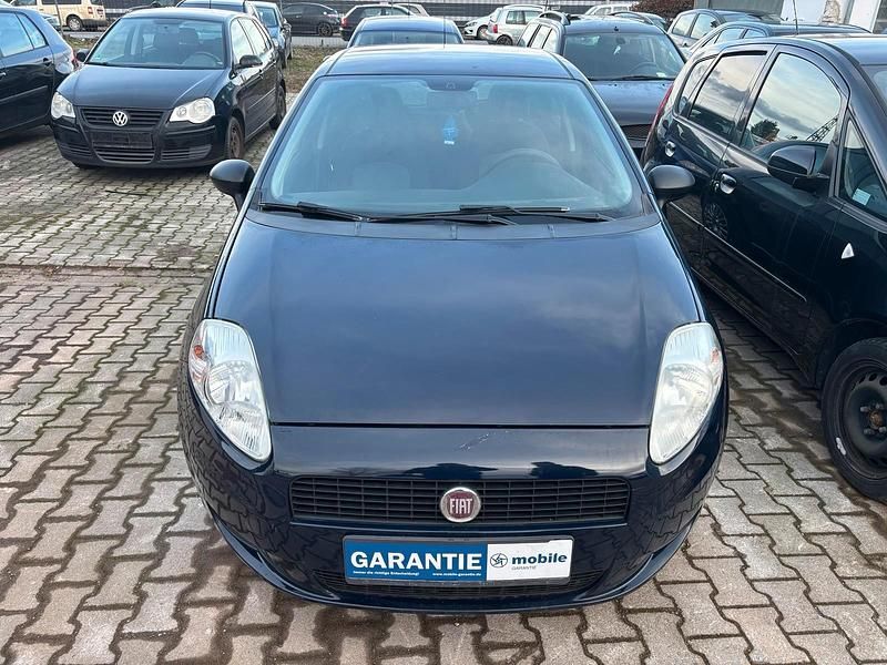 Blau Gebraucht 2012 Fiat Punto Kleinwagen | 1.999 € (Guter Preis) - Bild 1/4