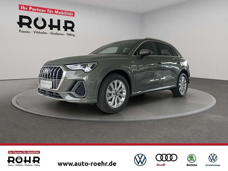 Grau Gebraucht 2024 Audi Q3 S-Line SUV | 40.890 € (Fairer Preis) - Bild 1/4