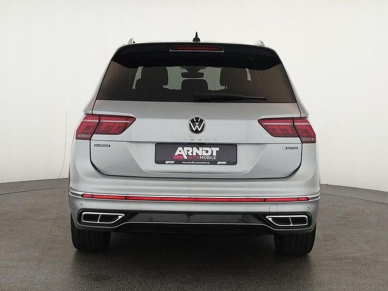 Gebraucht VW Tiguan Allspace R-line 193 PS (141 kW) 2025 Pyritsilber SUV