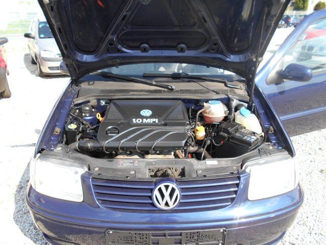 Gebraucht VW Polo Edition 50 PS (36 kW) 2001 Blau Limousine