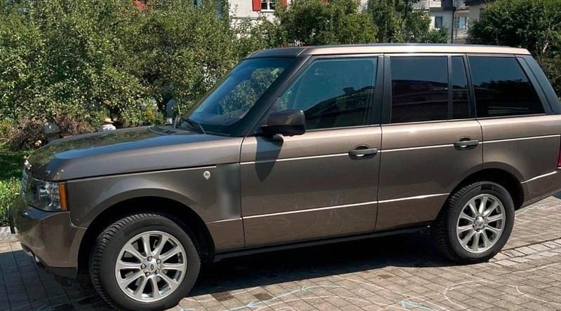 Gebraucht Land Rover Range Rover 272 PS (200 kW) 2010 Braun SUV