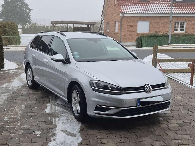 Gebraucht VW Golf VII Comfortline 150 PS (110 kW) 2020 Grau Kombi