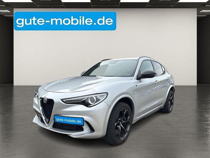 Silber Gebraucht 2021 Alfa Romeo Stelvio Quadrifoglio SUV | 41.990 € (Superpreis) - Bild 1/4