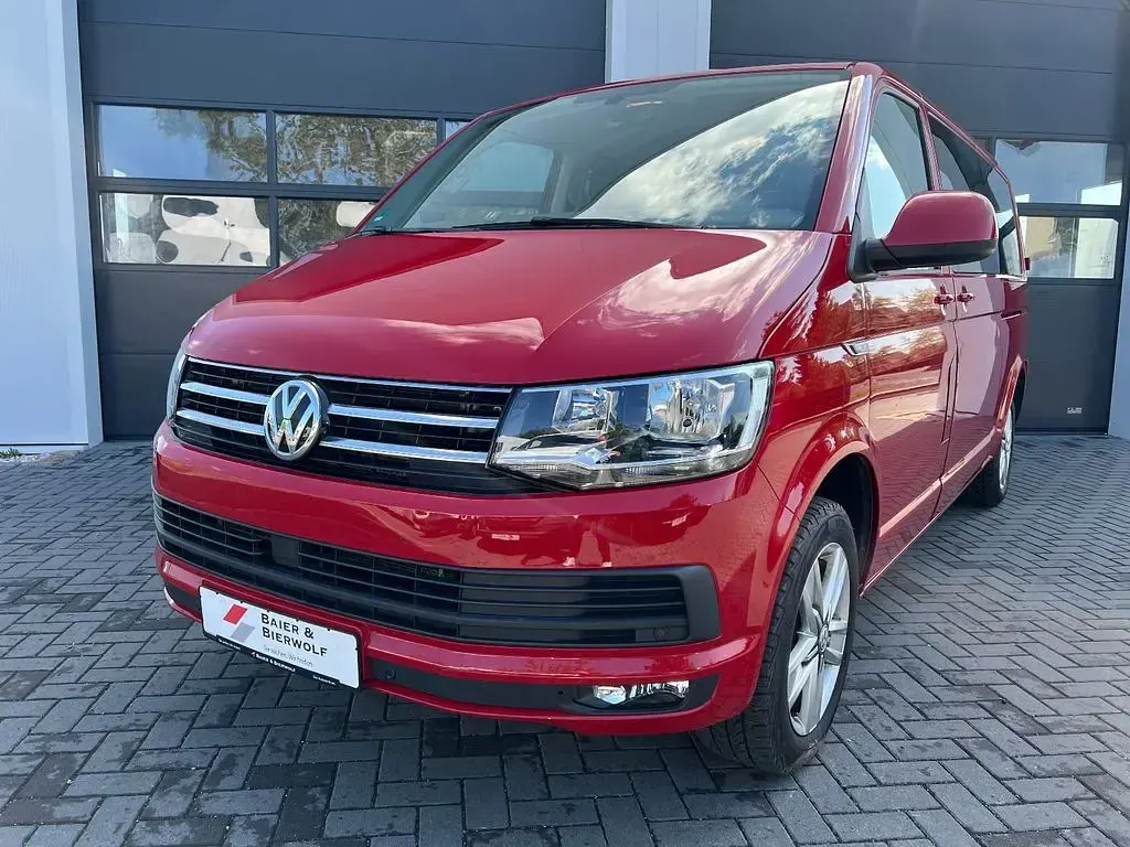 Gebraucht VW Caravelle Comfortline 150 PS (110 kW) 2018 Rot Van
