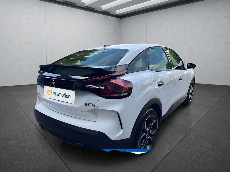 Gebraucht Citroën e-C4 Feel 100 kW (136 PS) 2023 Weiß Limousine